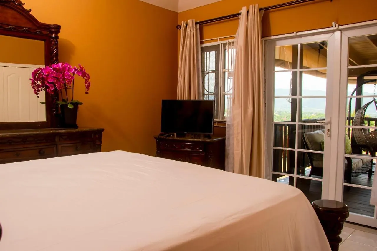 Vacation Getaway In Mango Walk Country Club Apartment Montego Bay